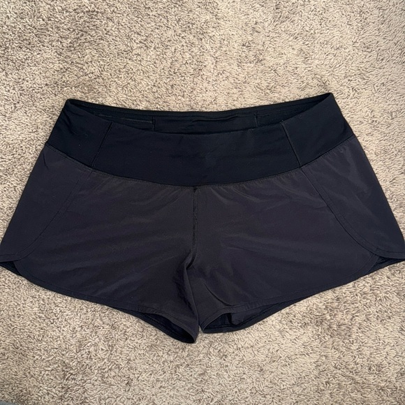 Lululemon Speed Up Short *Long 4" - Picture 2 of 7